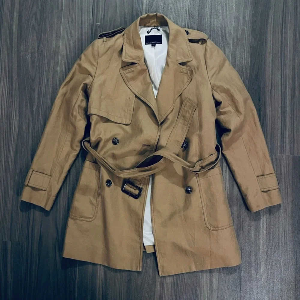 Banana Republic Trench Coat - Picture 1 of 4